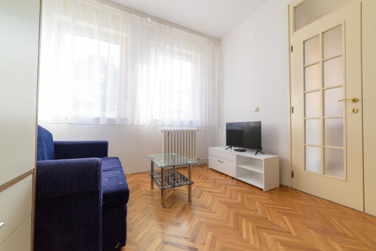 Mm2 Apartment โนวีซาด ภายนอก รูปภาพ