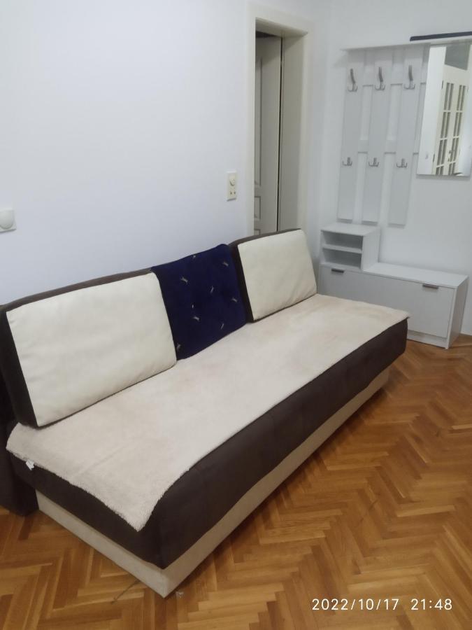 Mm2 Apartment โนวีซาด ภายนอก รูปภาพ